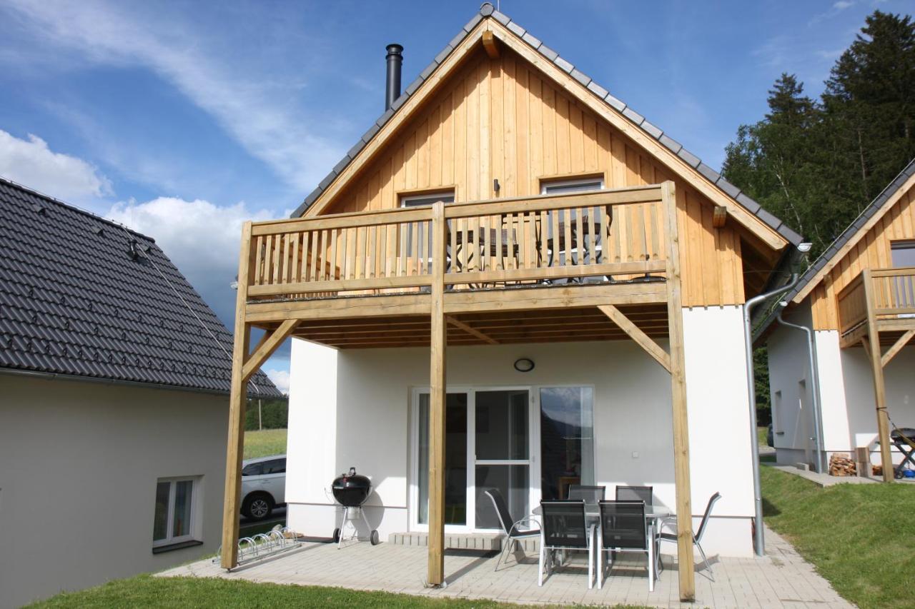 Lipno - Lakeside Village - Vetrnik Frymburk Exteriör bild